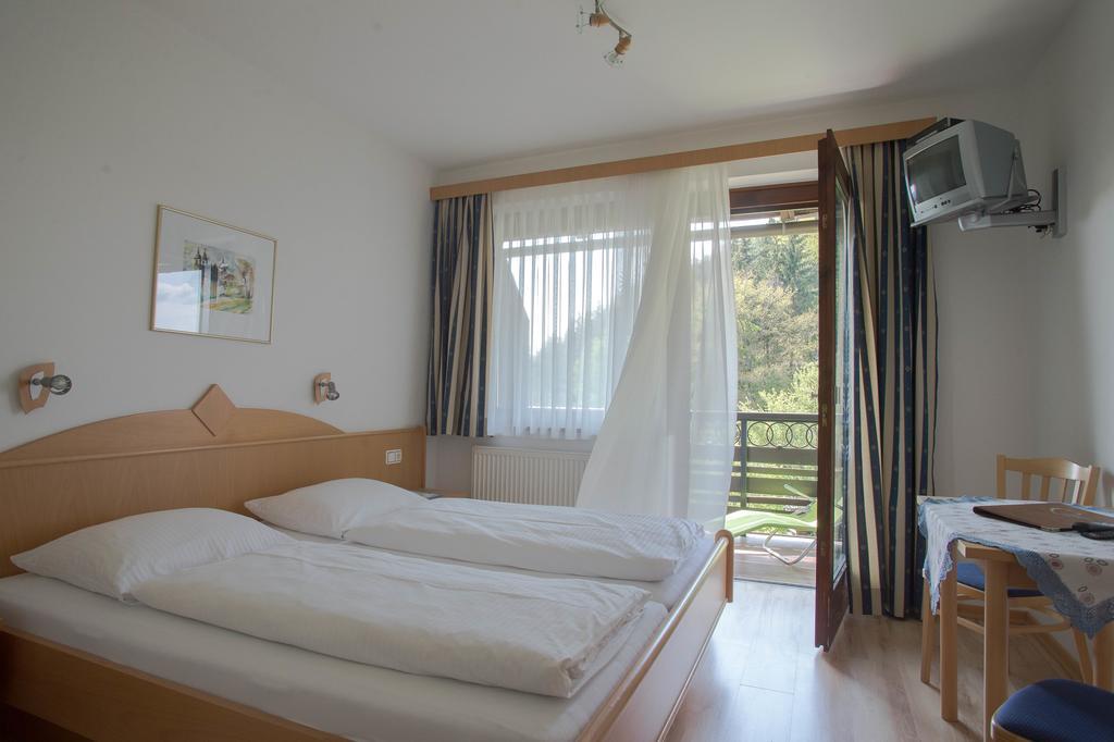 Hotel Pension Seebichlhof Kraig Zewnętrze zdjęcie